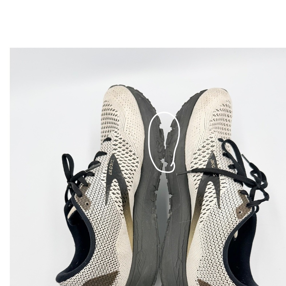 Brooks Revel 4 Womens Running Shoes Cream Black Neutral Energize Sneakers - Picture 3 of 9